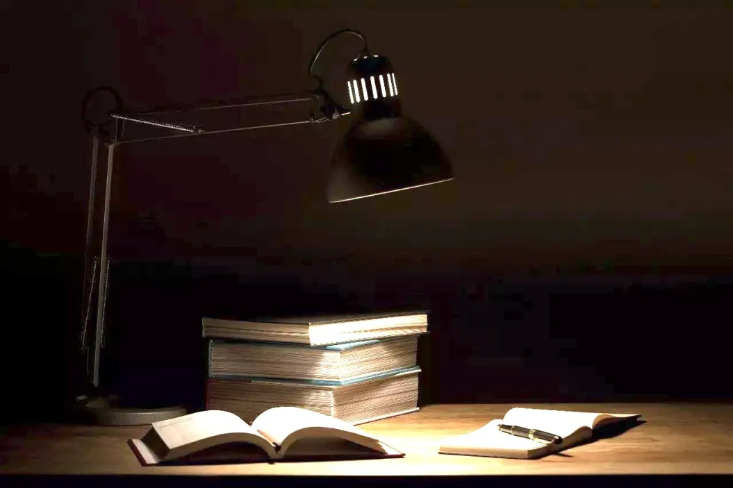 图片[2]-彻底看清一个人的瞬间【夜读】-七七创业网